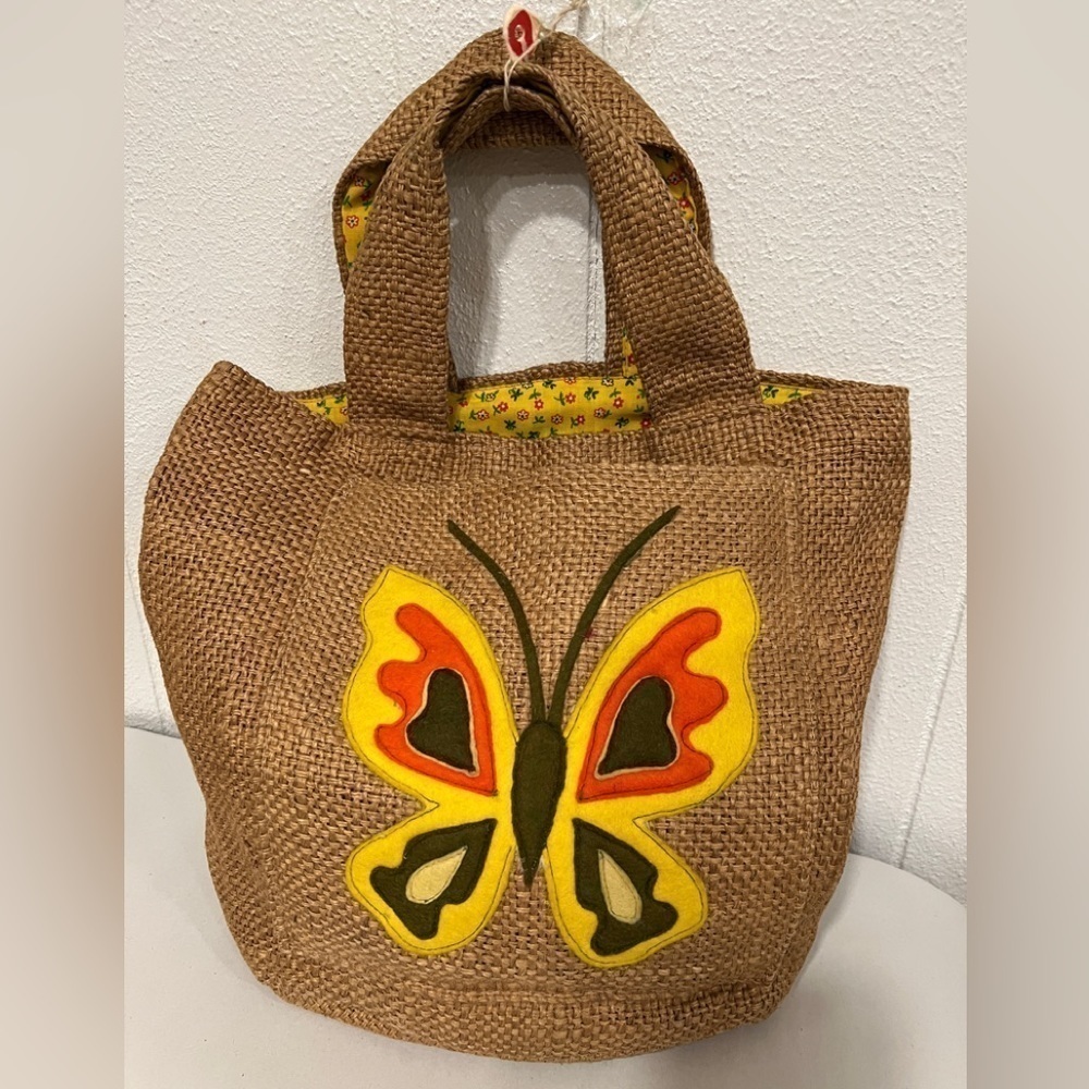 Squirrels Nest Vintage Handmade Burlap Tote, Butterflied Appliqué, Lined…